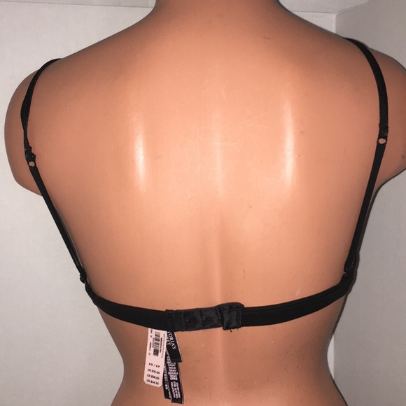 Victoria's Secret peek a boo body by Victoria Bra - Picture 5 of 5